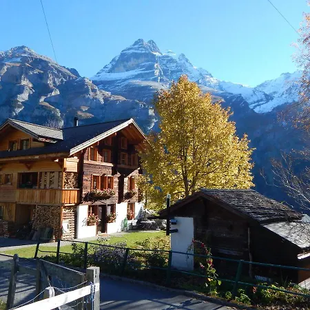 Olle And Maria's Bed & Breakfast Gimmelwald